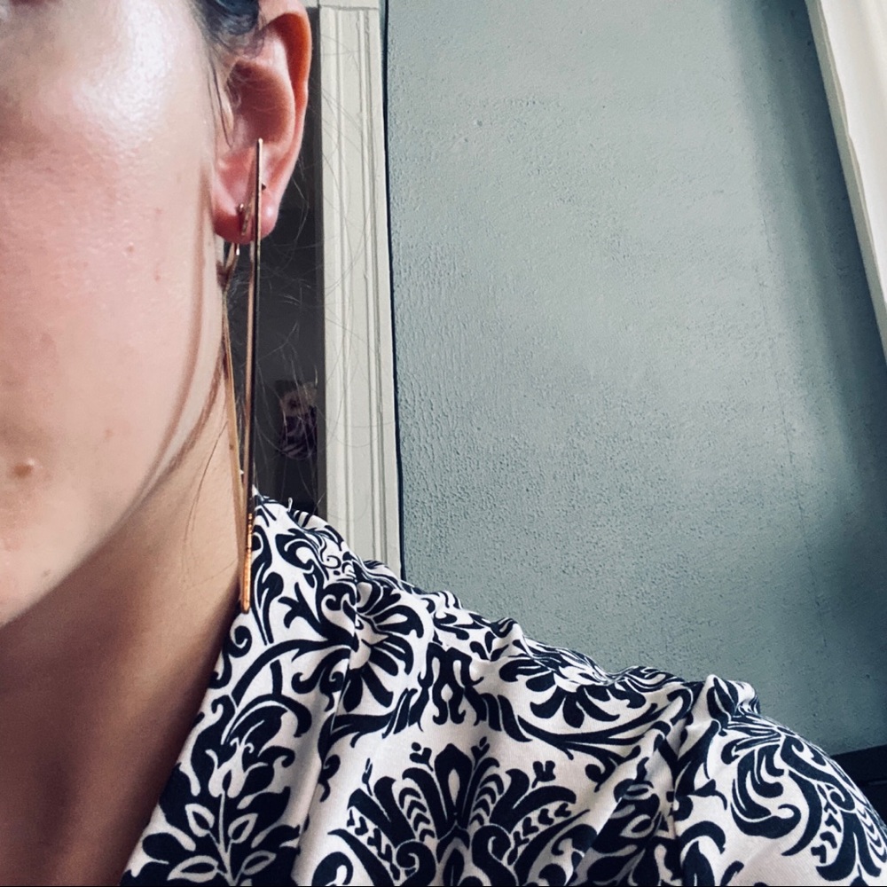 Geometric Earring - Picture 3 of 4